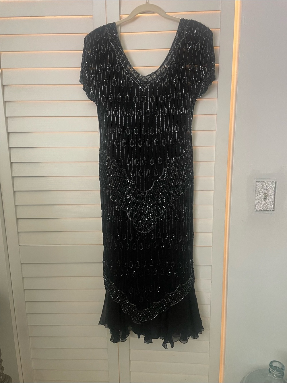 Vintage 90’s Black Beaded V-Neck Evening Dress size 8 VGUC